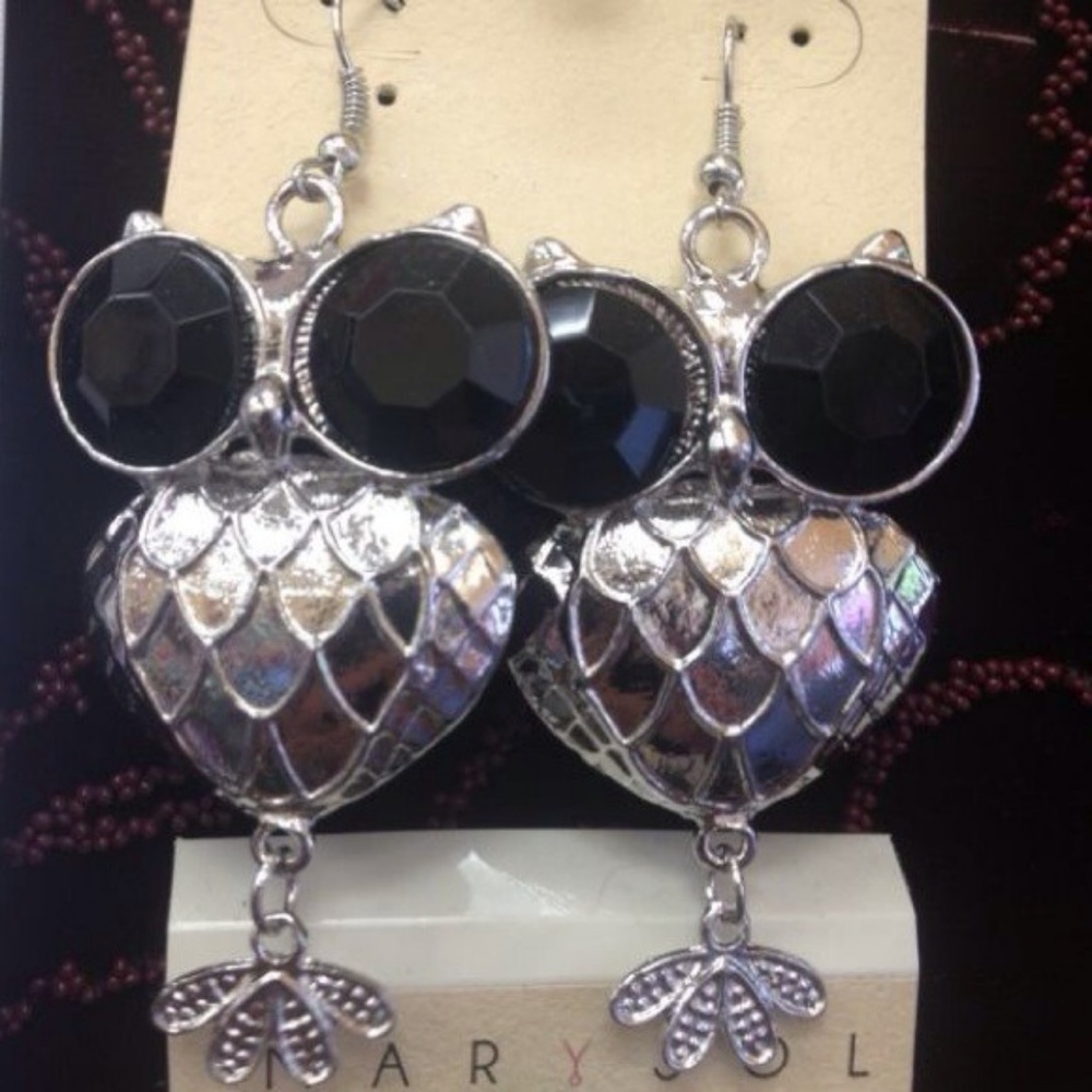 Silver hematite owl earring